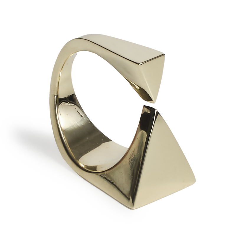 Anello Geometria a Piramide in Argento o Bronzo - Collezione Ispirazione 70