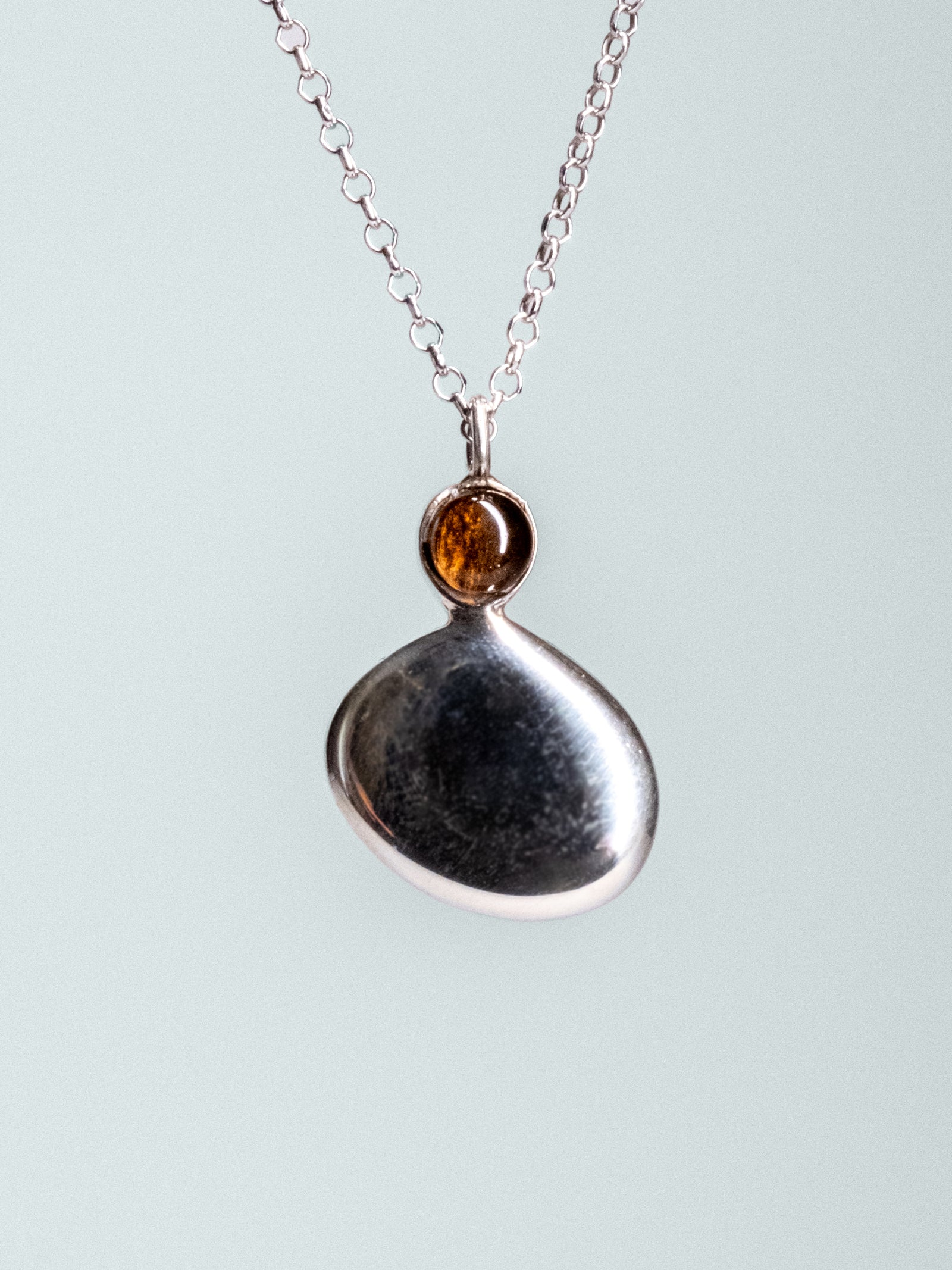 Collana con ciondolo Punto Luce in argento con pietra Naturale - Collezione Coriandoli